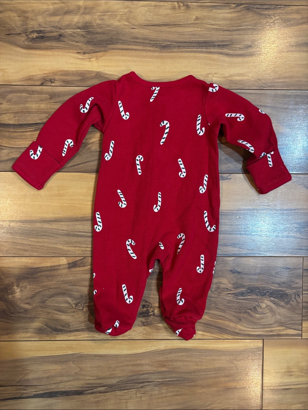 ☀️4/$12 bundle☀️ Carter’s Red Candy Cane One-Piece Footed Pajamas - Picture 3 of 3